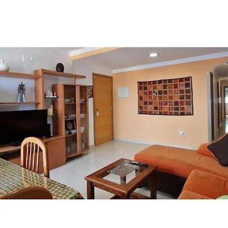 Apartamento El Roque De *